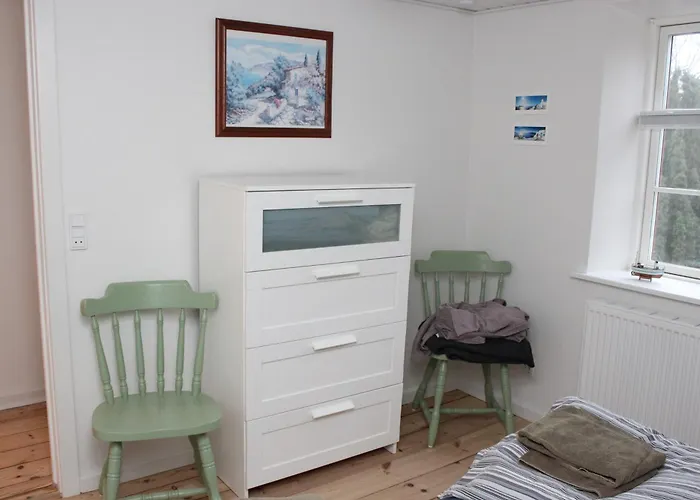 1st Floor 2 With Kitchenette דירה
